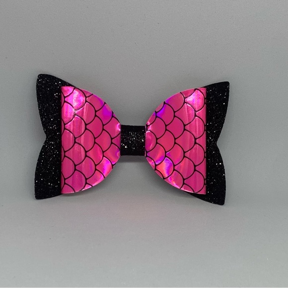 Handmade Faux Leather Hairbows - Picture 5 of 16